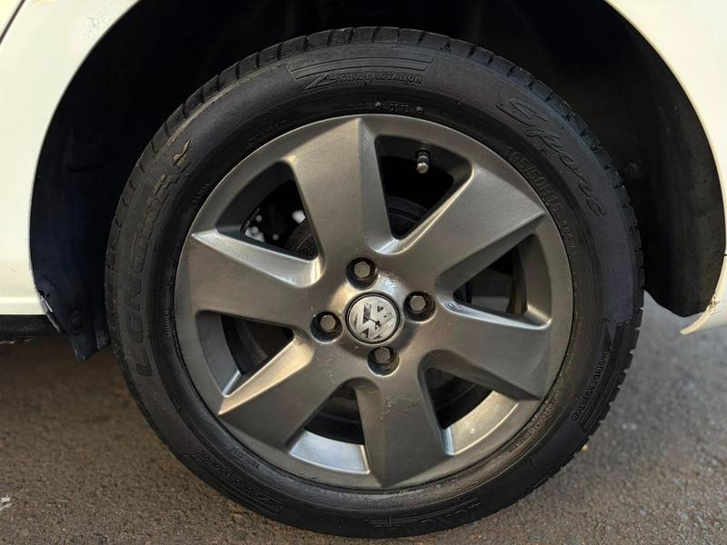 Volkswagen Voyage 1.0 - foto 14