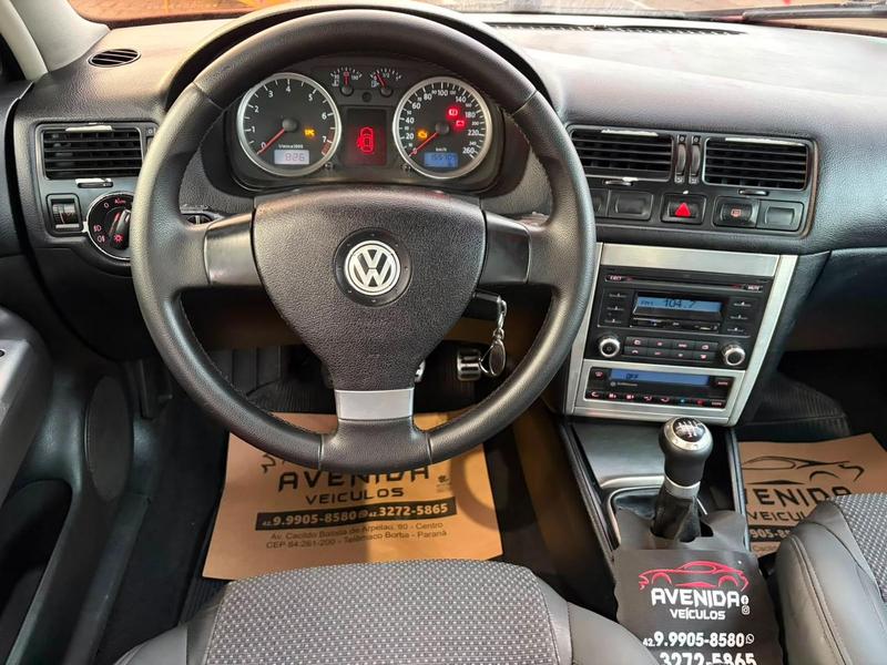 Volkswagen Golf 1.6 Mi Total Flex 8V 4P - foto 8