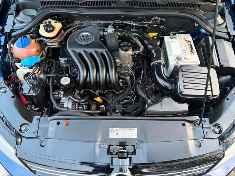 Volkswagen Jetta Comfortline 2.0 T.flex 8V 4P Tipt. - foto 14