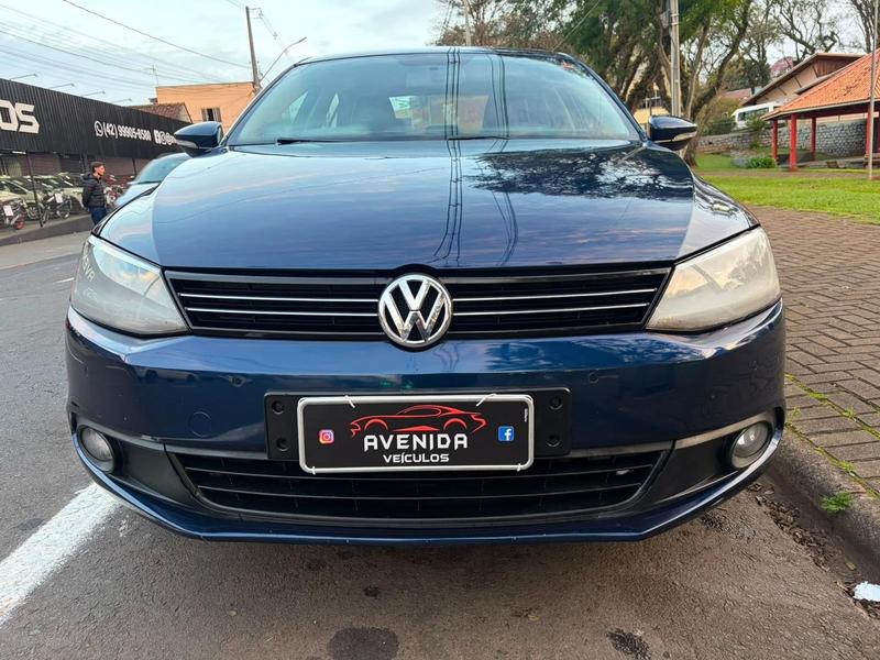 Volkswagen Jetta Comfortline 2.0 T.flex 8V 4P Tipt. - foto 3