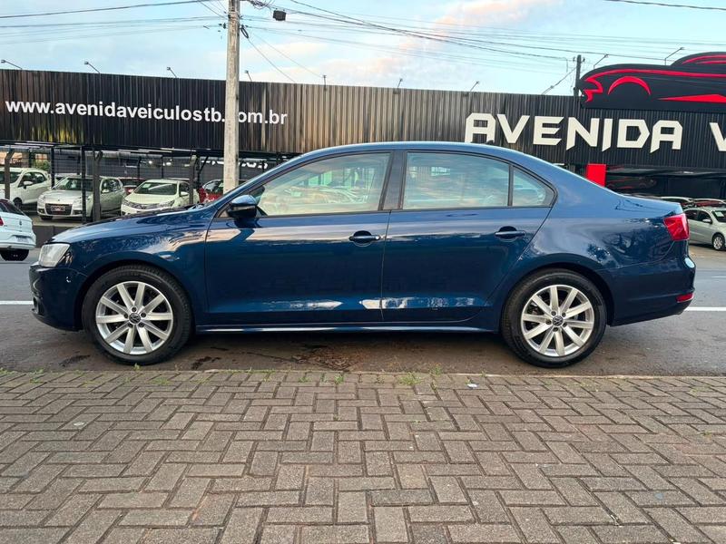 Volkswagen Jetta Comfortline 2.0 T.flex 8V 4P Tipt. - foto 6