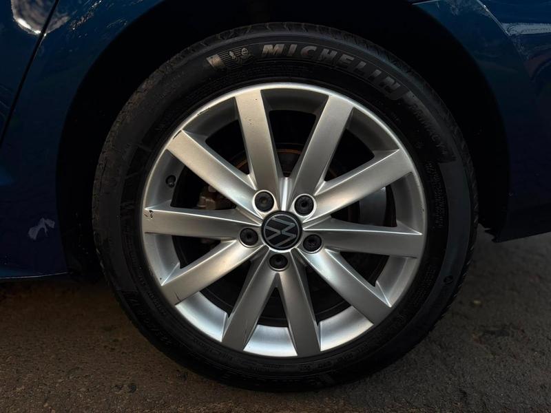 Volkswagen Jetta Comfortline 2.0 T.flex 8V 4P Tipt. - foto 13