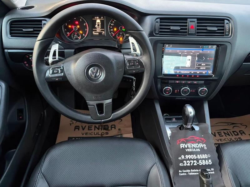 Volkswagen Jetta Comfortline 2.0 T.flex 8V 4P Tipt. - foto 8