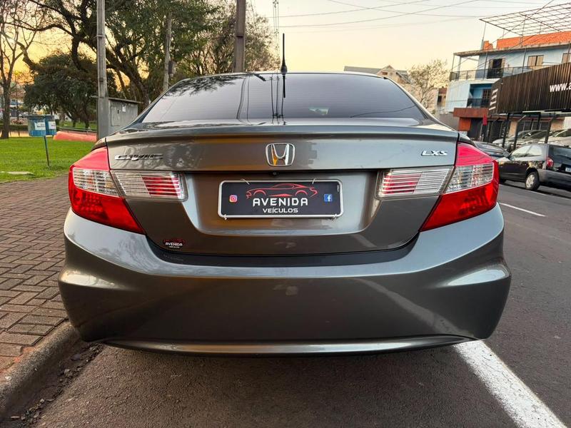 Honda Civic Sedan Lxs 1.8 1.8 Flex 16V Aut. 4P - foto 4