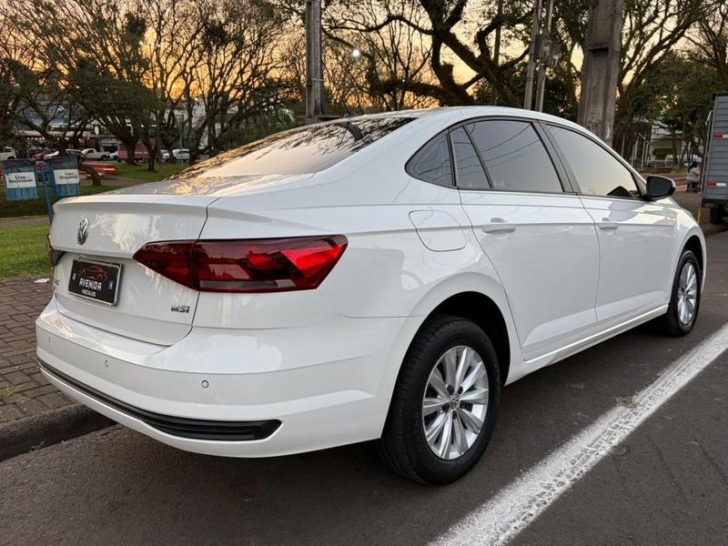 Volkswagen Virtus 1.6 MSI Flex 16V 5P Mec. - foto 12