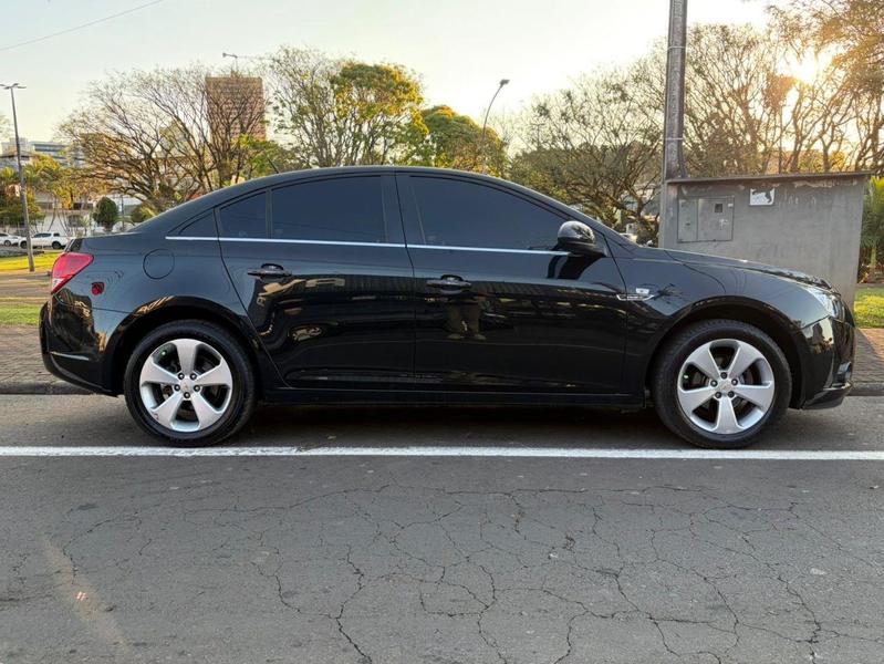 Chevrolet Cruze LT 1.8 16V Flexpower 4P Aut. - foto 5