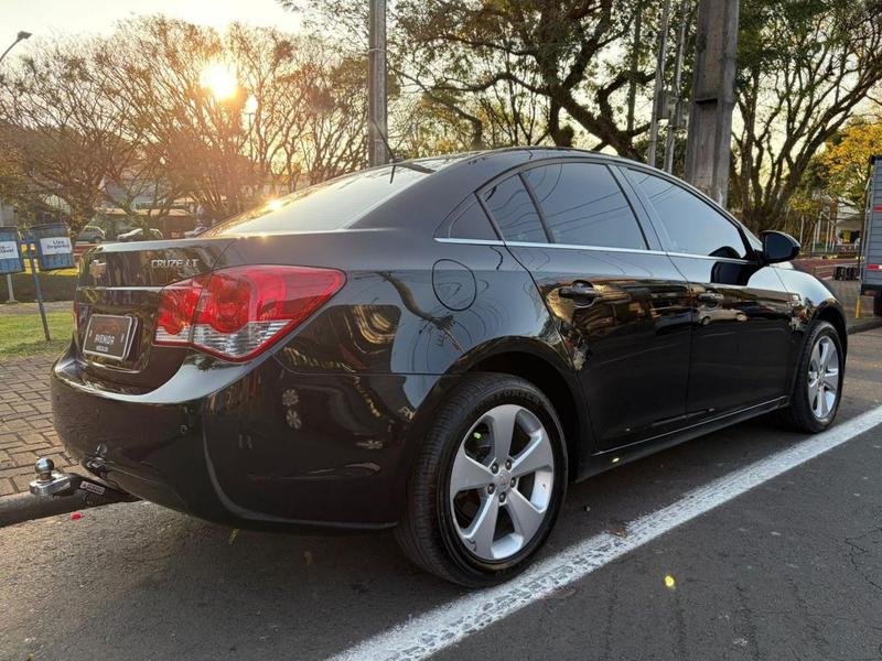 Chevrolet Cruze LT 1.8 16V Flexpower 4P Aut. - foto 11