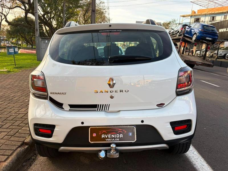 Renault Sandero Stepway Hi Power 1.6 8V 5P - foto 4