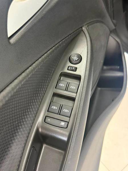 Chevrolet Onix Plus 10tmt - foto 17
