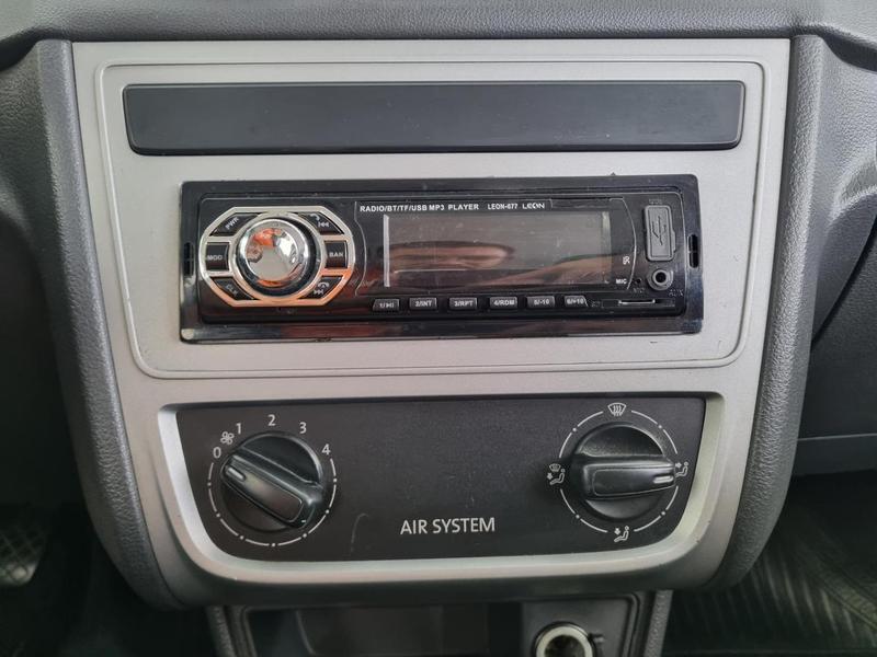 Volkswagen Gol 1.0 City - foto 19