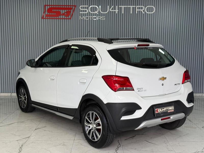 Chevrolet Onix 14at Act - foto 6