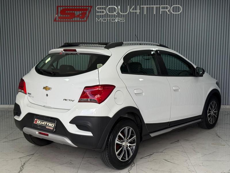 Chevrolet Onix 14at Act - foto 4