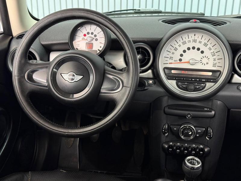 MINI Cooper One 1.6 - foto 15