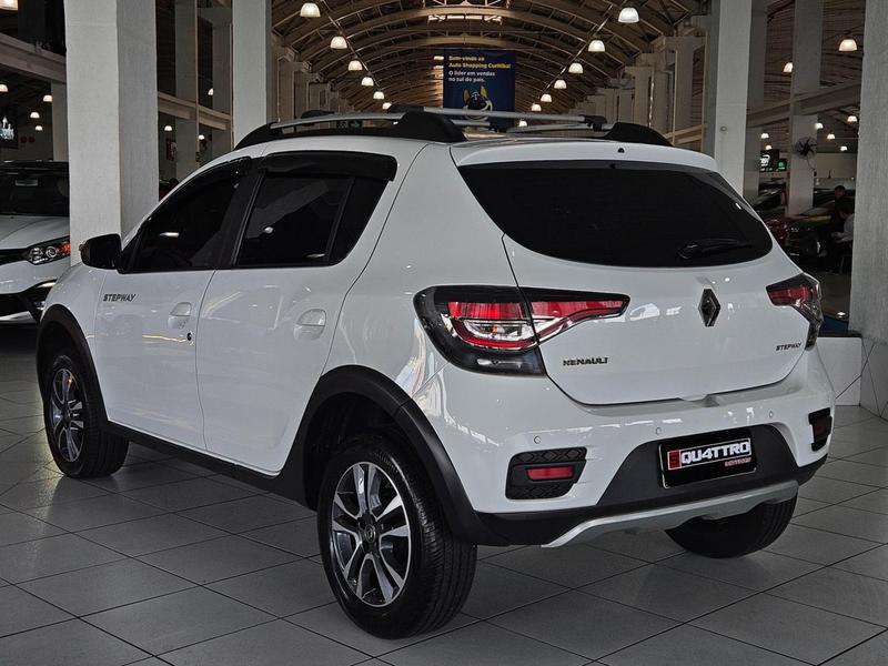 Renault Sandero Stepway Iconic Flex 1.6 16V Automático - foto 6