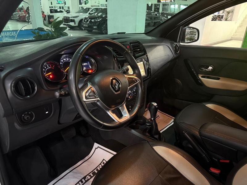 Renault Sandero Stepway Iconic Flex 1.6 16V Automático - foto 15