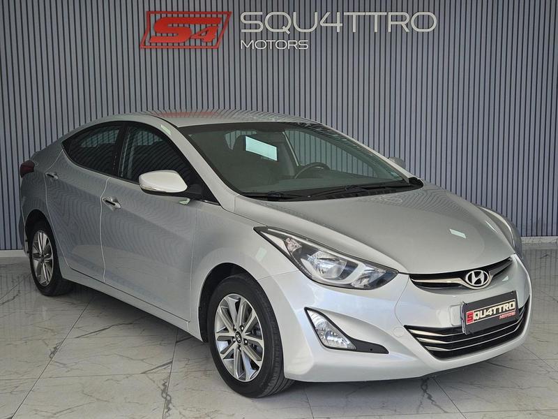 Hyundai Elantra - foto 3