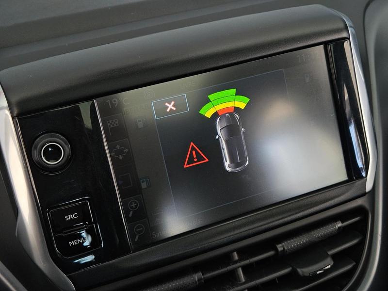 Peugeot 208 Griffe A - foto 14