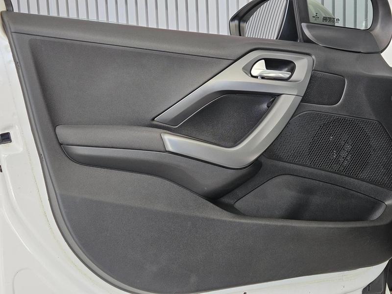 Peugeot 208 Griffe A - foto 17