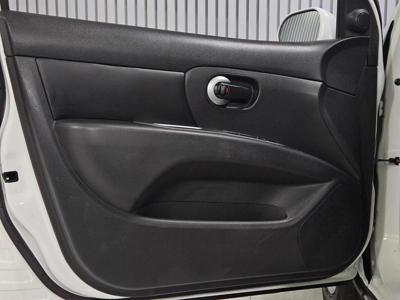 Nissan Livina Xgear 1.8 - foto 17