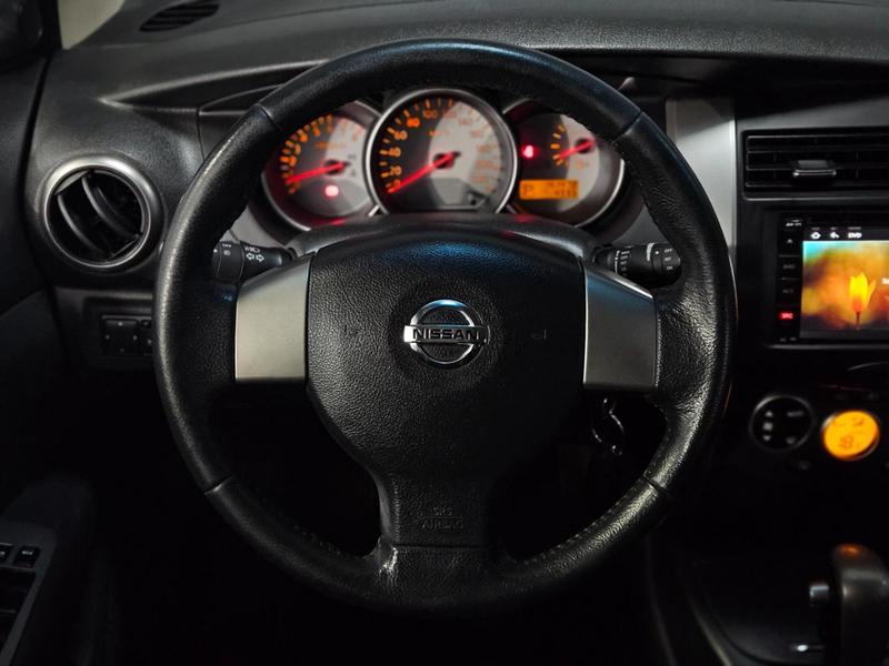 Nissan Livina Xgear 1.8 - foto 9