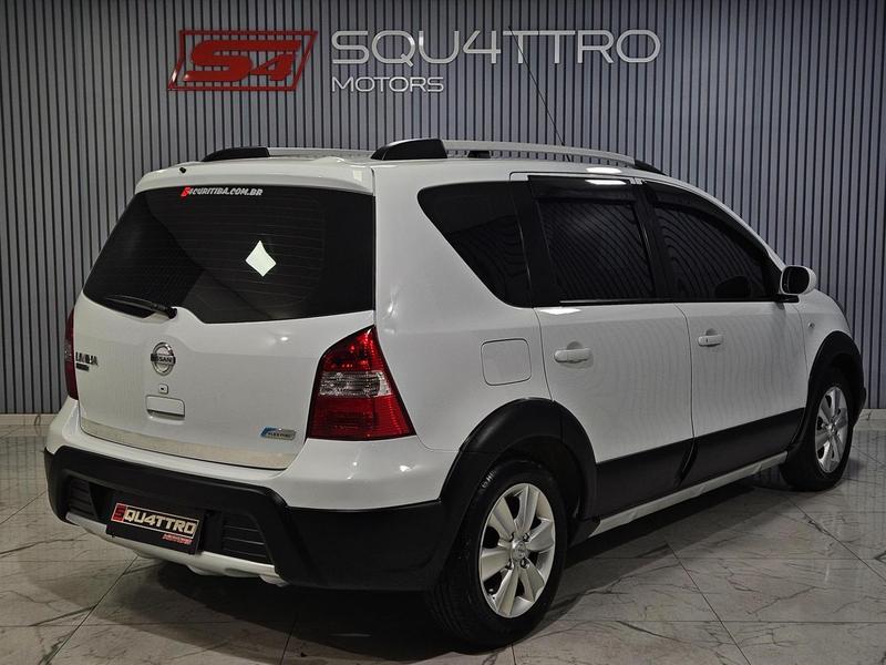 Nissan Livina Xgear 1.8 - foto 4
