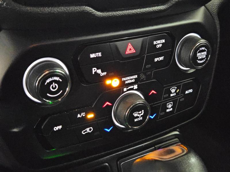Jeep Renegade Lngtd At - foto 12