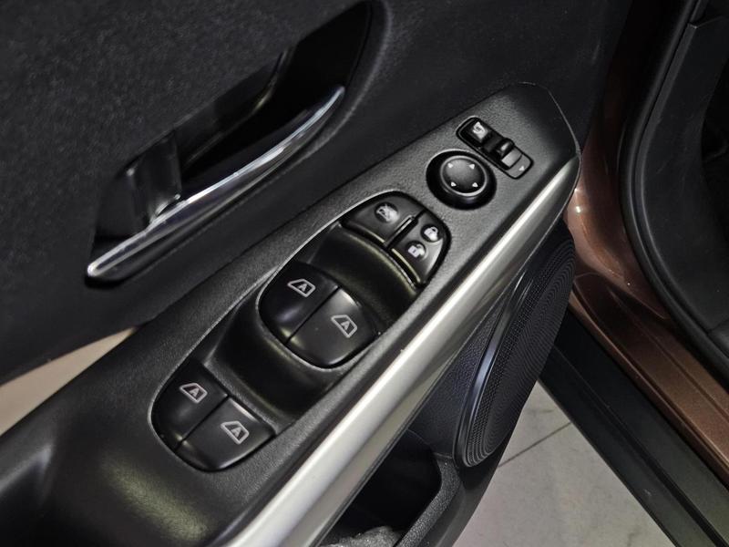 Nissan Kicks Sl CVT - foto 16