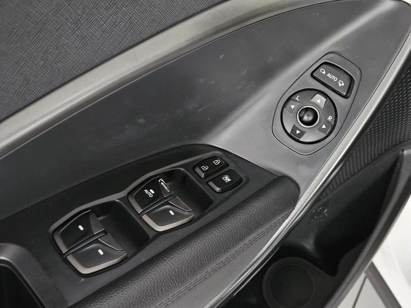 Hyundai Santa Fe V6 - foto 17