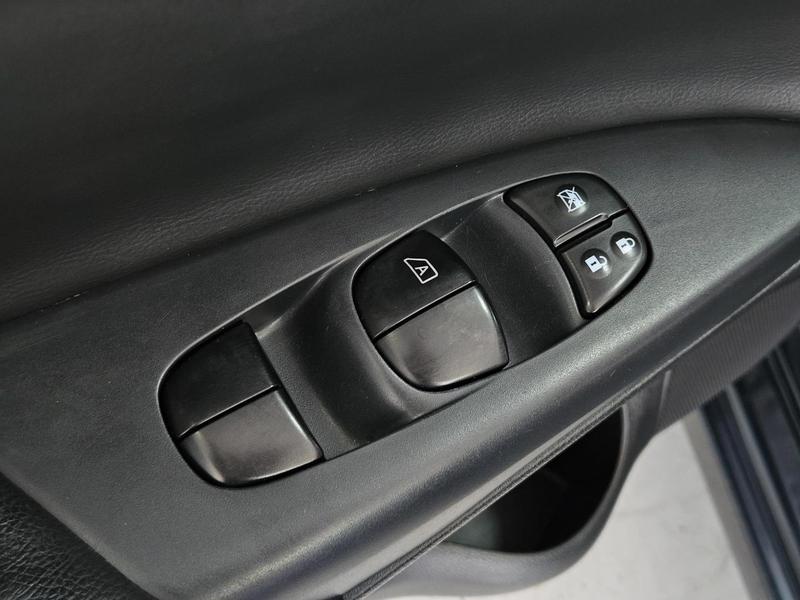 Nissan Sentra Sl 2.0 2.0 Flex Fuel 16V Aut. - foto 18