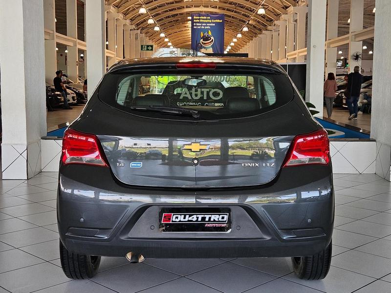 Chevrolet Onix 1 4mt LTZ - foto 5