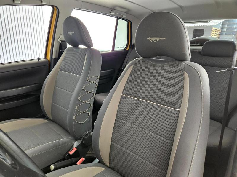 Volkswagen CrossFox - foto 16
