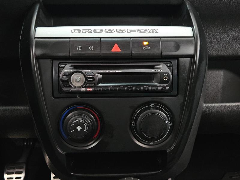 Volkswagen CrossFox - foto 10
