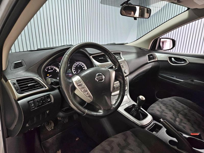 Nissan Sentra 20s - foto 14