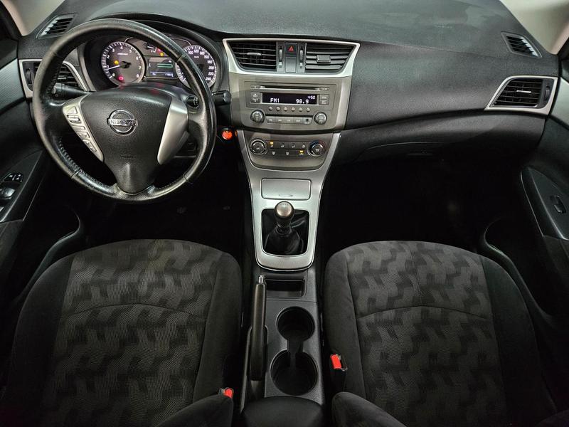 Nissan Sentra 20s - foto 9