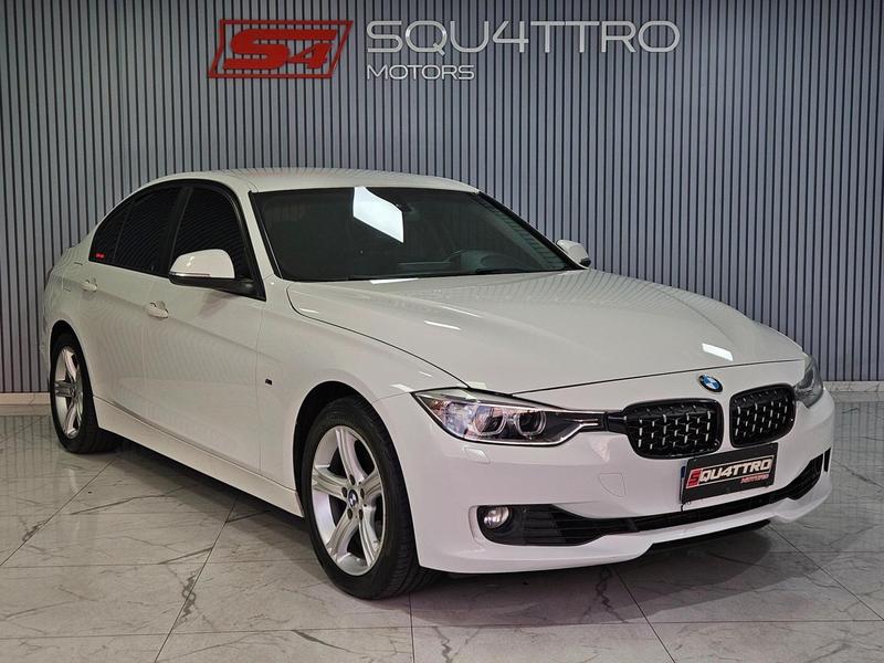 BMW 320i 3b 11 - foto 3