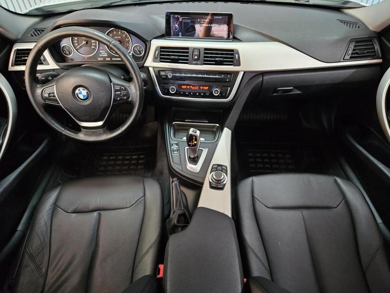 BMW 320i 3b 11 - foto 9