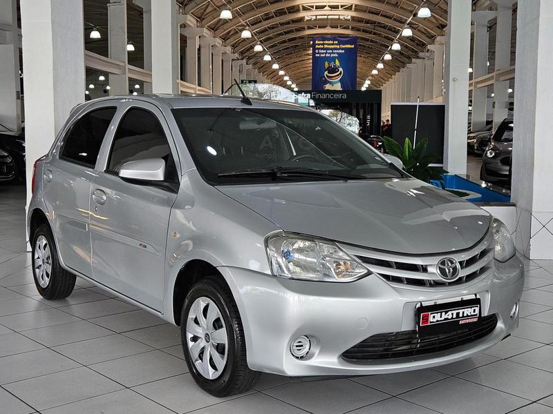 Toyota Etios 13 X 16V Flex 4P Manual - foto 2