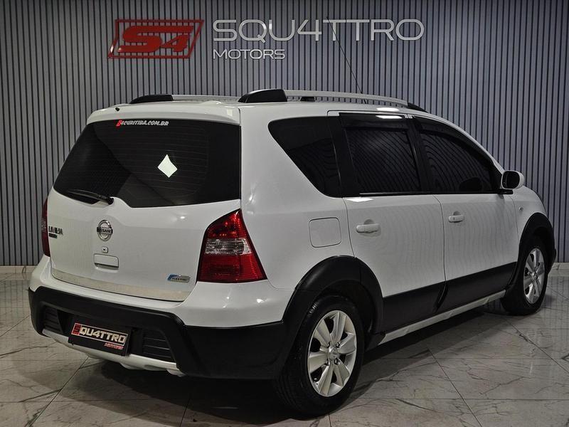 Nissan Livina Xgear 1.8 - foto 4