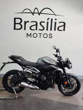TRIUMPH STREET TRIPLE R