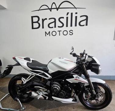 TRIUMPH STREET TRIPLE RS