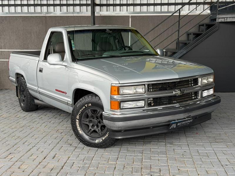 CHEVROLET SILVERADO PICK-UP DLX 4.2 TB 2P