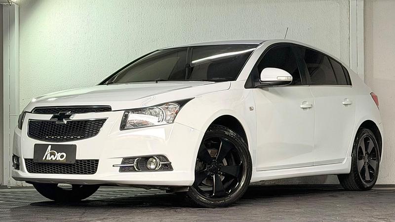 CHEVROLET CRUZE LT HB