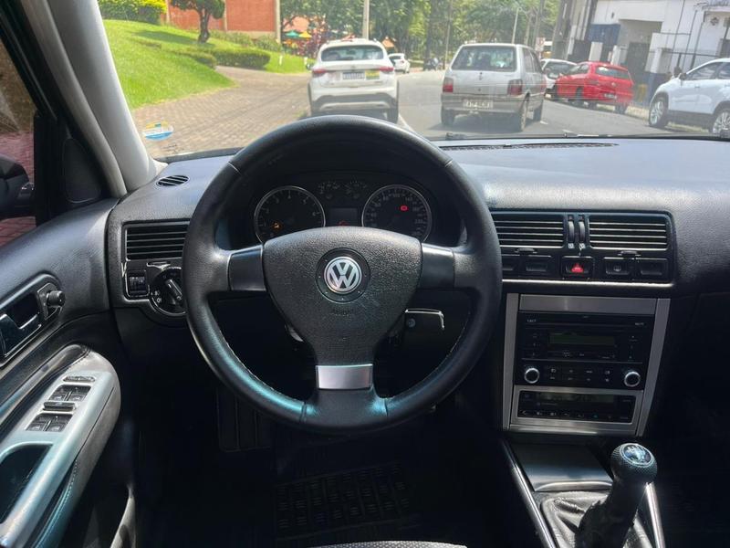 Volkswagen Golf 1.6 Sportline - foto 8