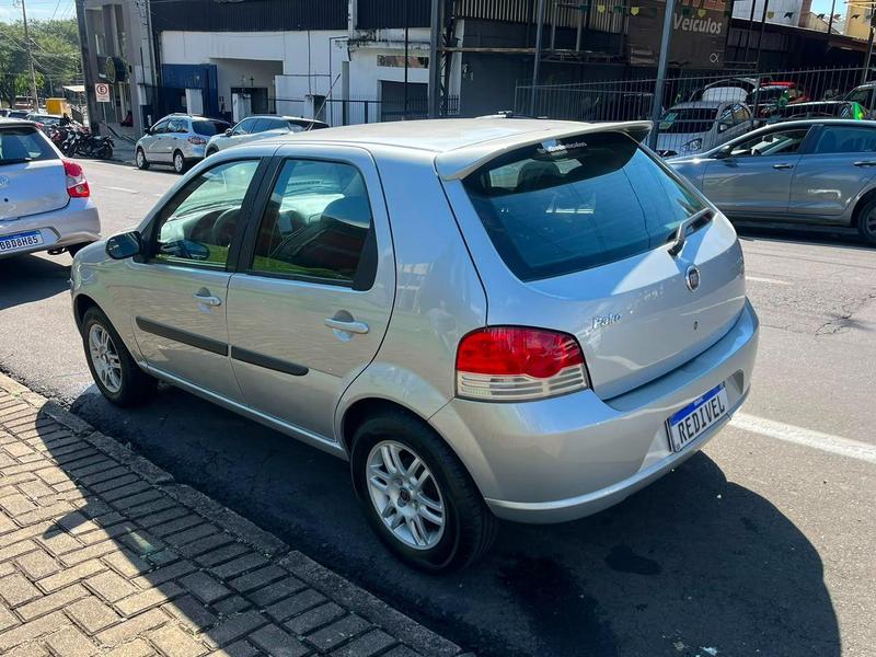 Fiat Palio Attractiv 1.4 - foto 4