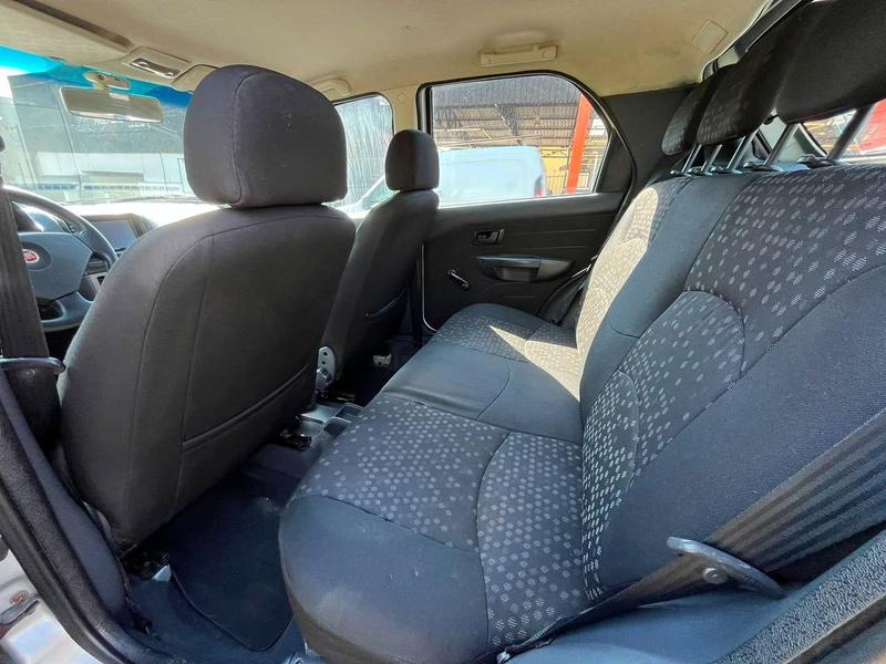Fiat Palio Attractiv 1.4 - foto 6