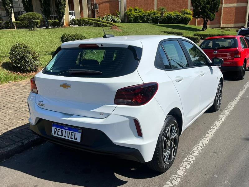 Chevrolet Onix 10mt - foto 4