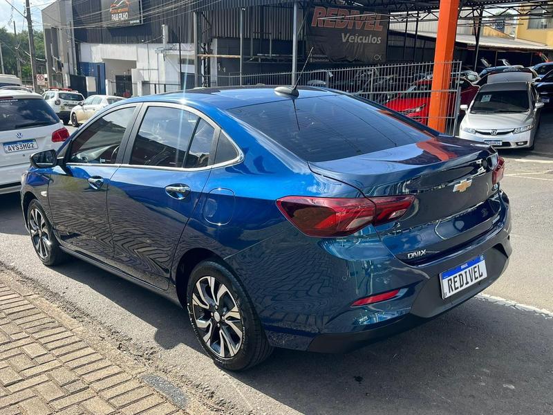 Chevrolet Onix Plus 10tat - foto 3