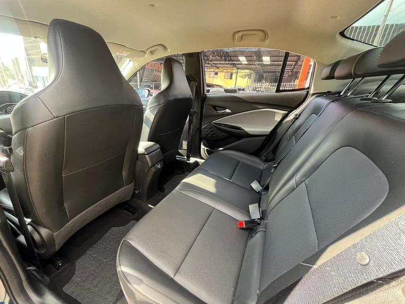 Chevrolet Onix Plus 10tat - foto 5