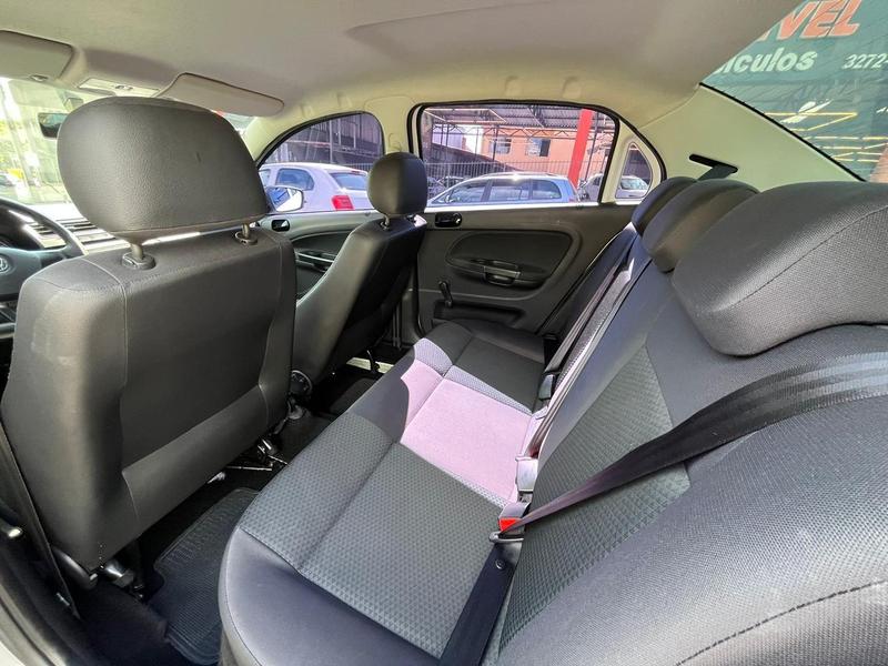 Volkswagen Voyage MPI - foto 6