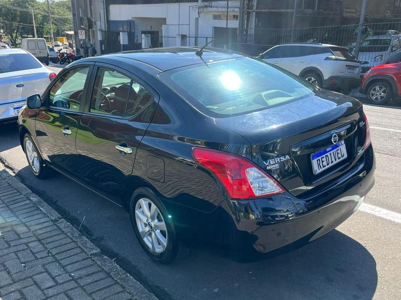 Nissan Versa 16sl Flex - foto 3